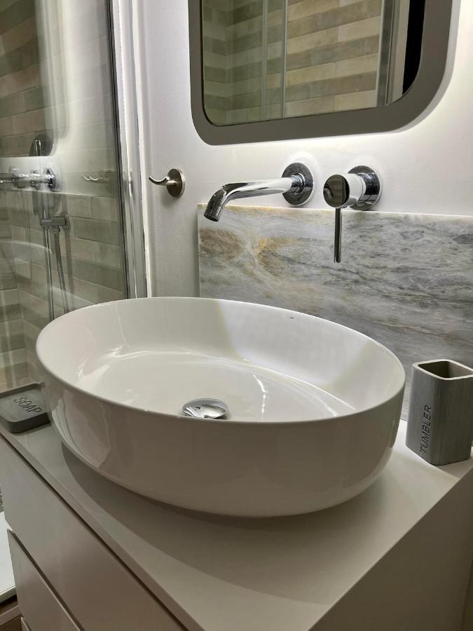 G&W Luxury Rooms 아테네 외부 사진