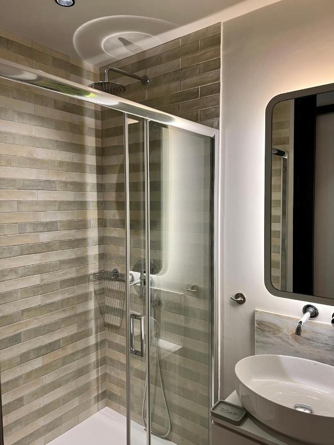 G&W Luxury Rooms 아테네 외부 사진